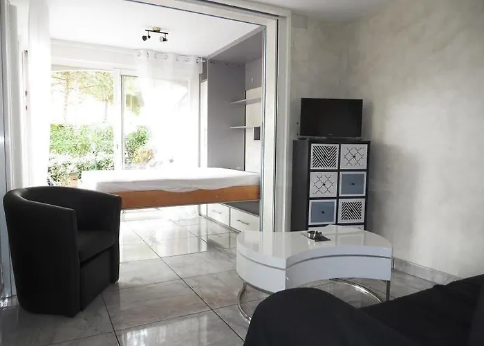 Agreable Renove En Rez De Jardin Avec Parking