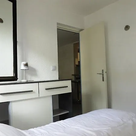 Agreable Renove En Rez De Jardin Avec Parking Appartement