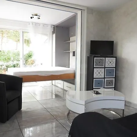 Agreable Renove En Rez De Jardin Avec Parking